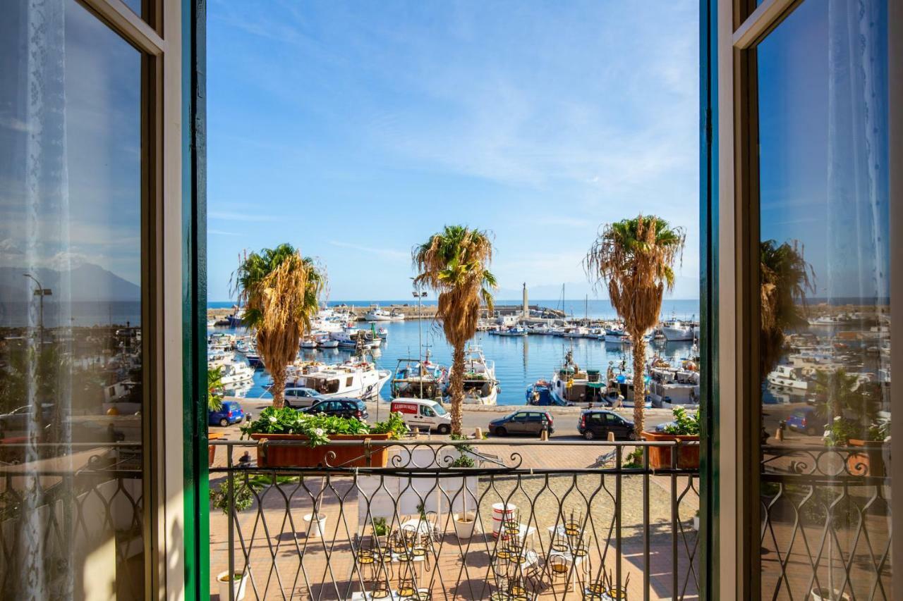 Solemar Sicilia - Casa Porto Bagnera Villa Санта Флавия Екстериор снимка